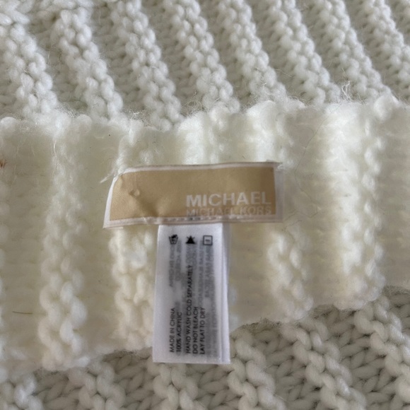 Michael Kors - Infinity Scarf - Ivory - Picture 7 of 8